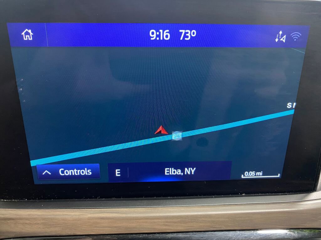 Used 2020 Ford Escape Titanium image 9