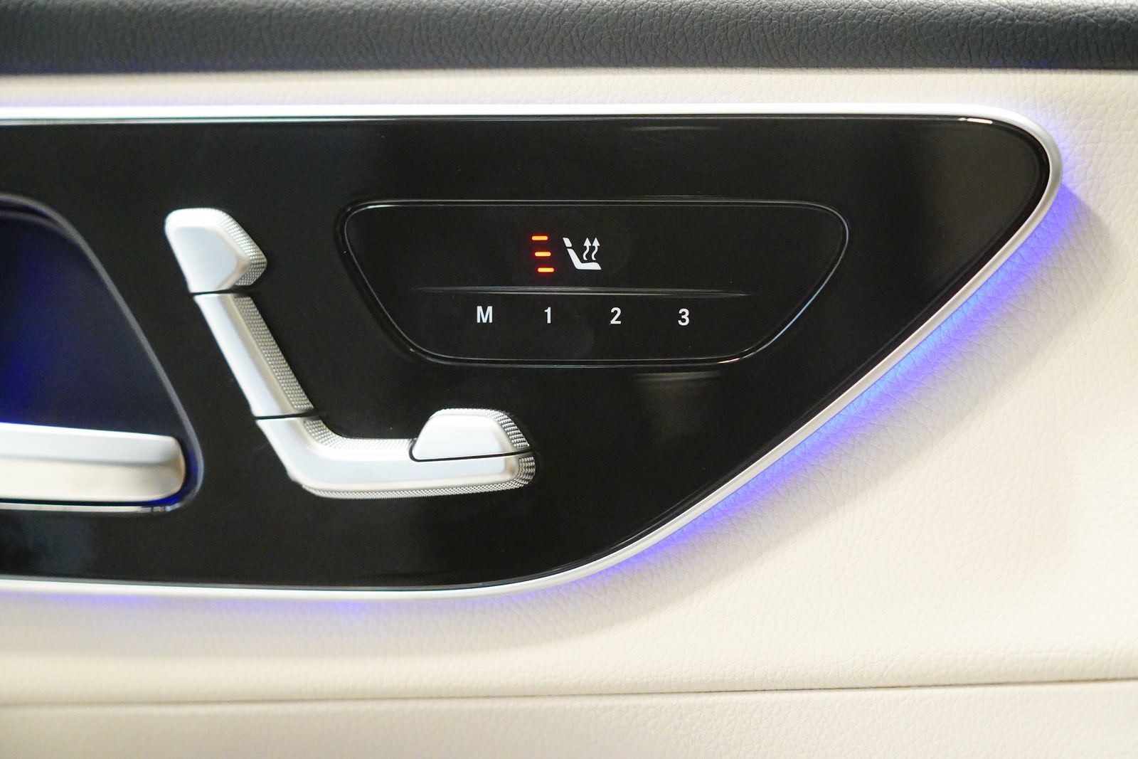 Certified 2026 Mercedes-Benz GLC 300 4MATIC image 24