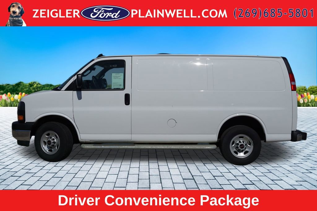 Used 2024 GMC Savana 2500 w/ Driver Convenience Package RWD image 2
