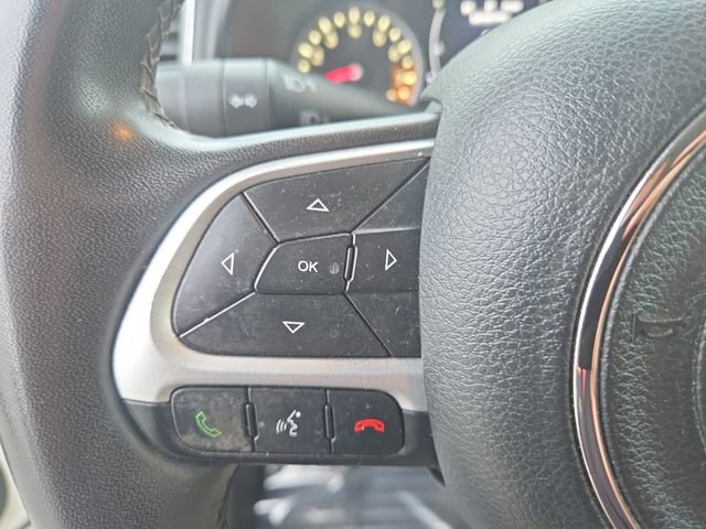 Used 2018 Jeep Renegade Latitude image 20