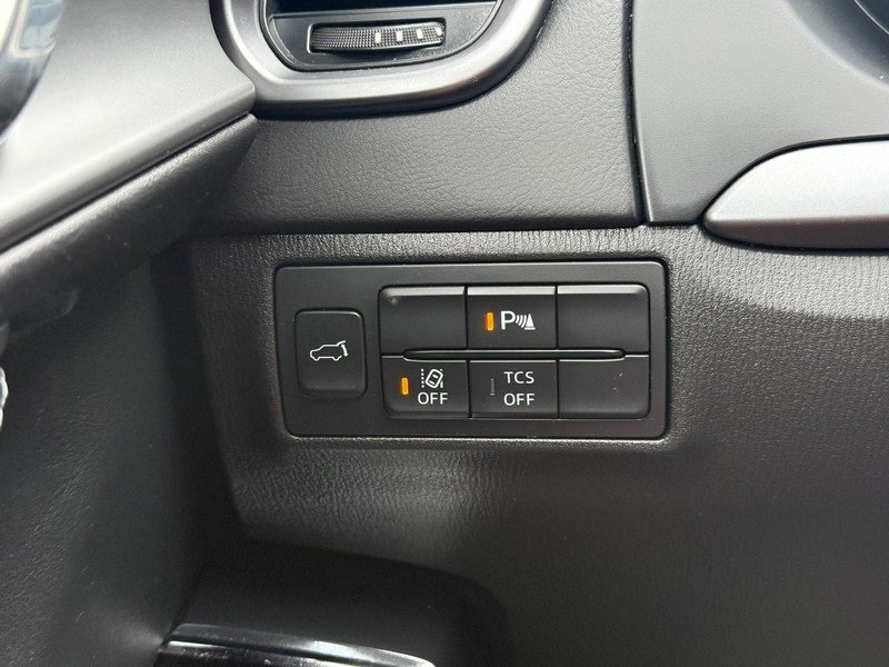 Used 2018 MAZDA CX-9 Touring w/ Touring Premium Package image 31