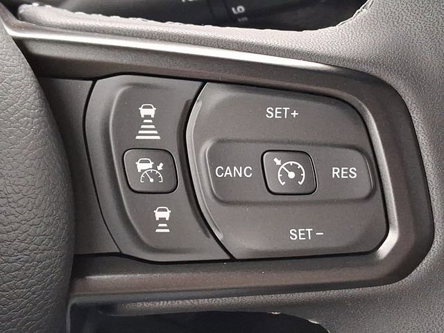 Used 2025 Jeep Gladiator Sport image 23