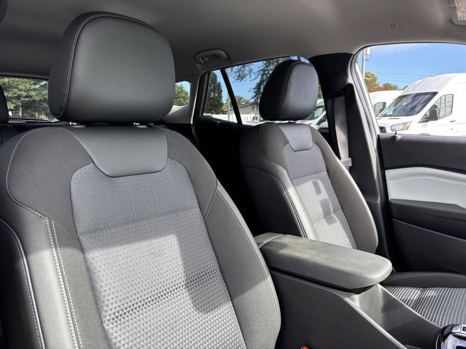 Used 2025 Chevrolet Trax LT w/ Driver Confidence Package FWD image 20
