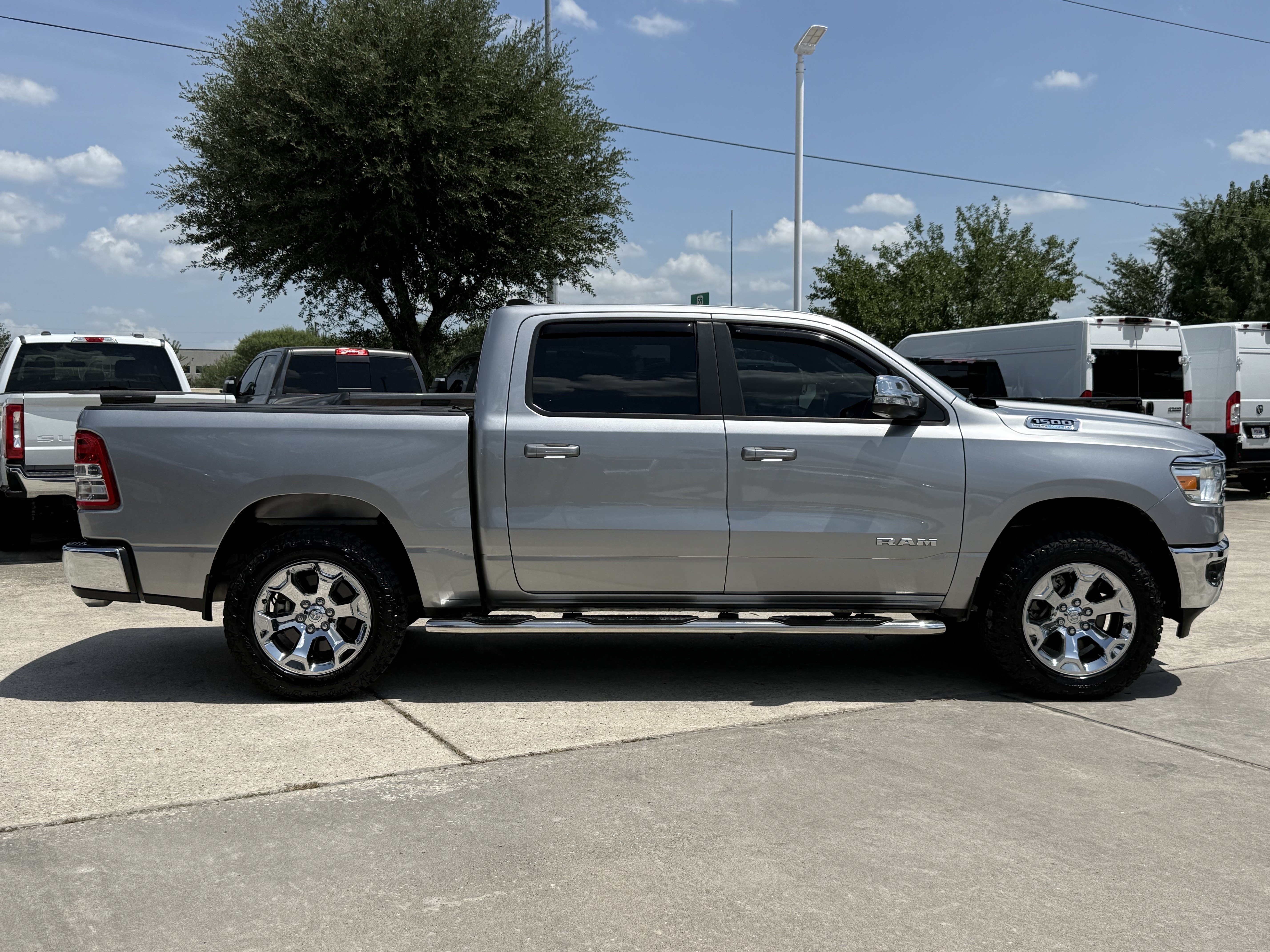 Used 2022 RAM 1500 Lone Star AWD/4WD image 3