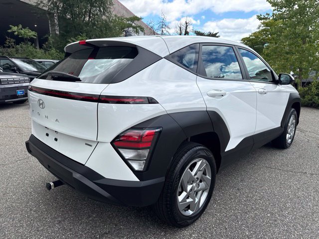 Used 2025 Hyundai Kona SE AWD/4WD image 16