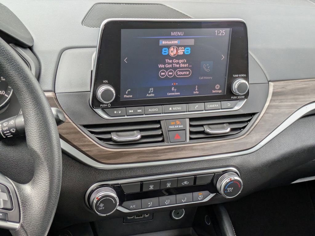 Certified 2023 Nissan Altima 2.5 SV image 24