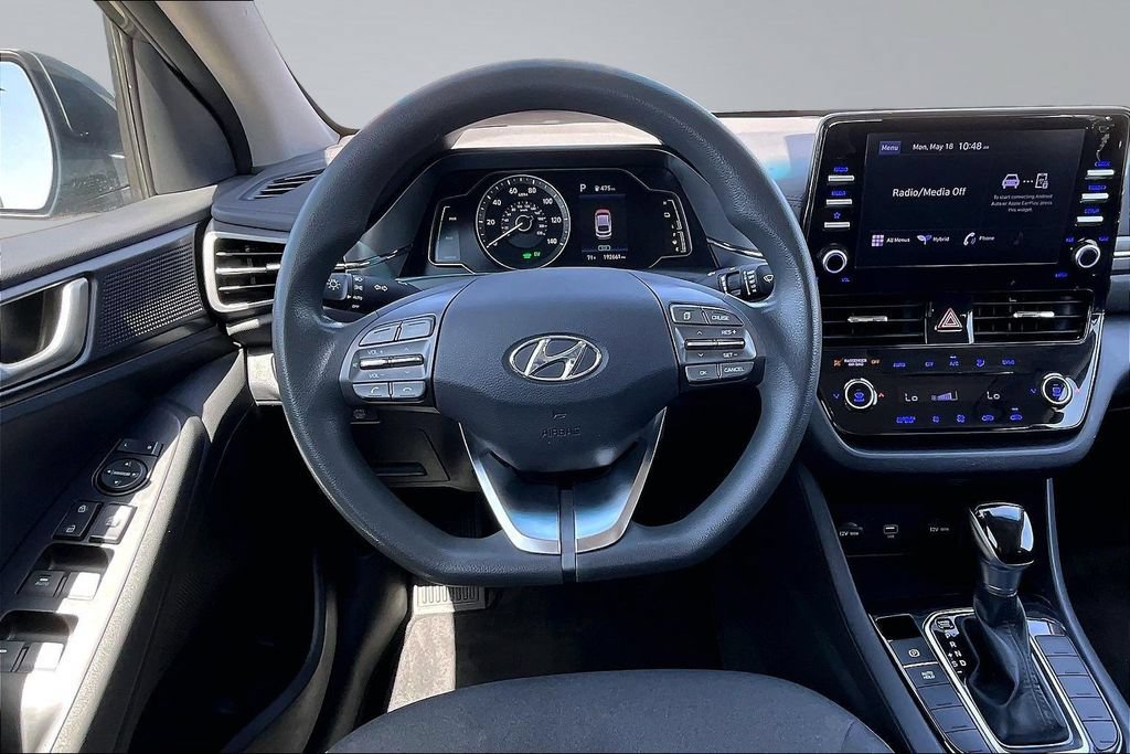 Used 2022 Hyundai Ioniq Blue FWD image 5
