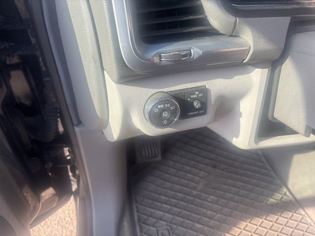 Used 2015 GMC Acadia SLT image 24