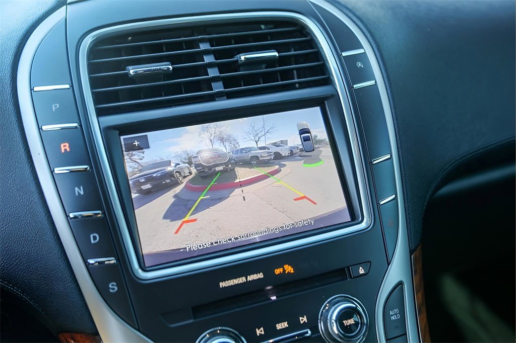 Used 2020 Lincoln Nautilus Reserve w/ Monochromatic Package image 17