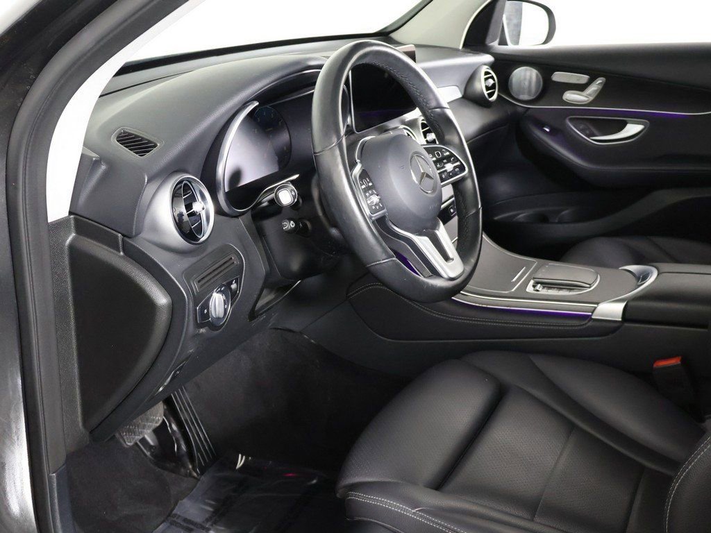Used 2021 Mercedes-Benz GLC 300 4MATIC w/ Multimedia Package image 26