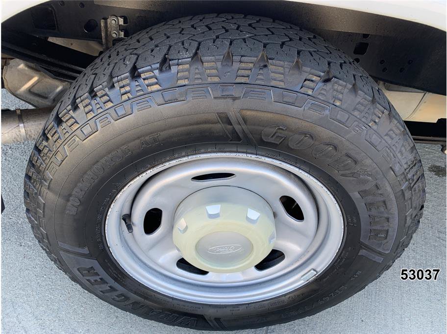 Used 2021 Ford F250 XL w/ Power Equipment Group RWD image 22