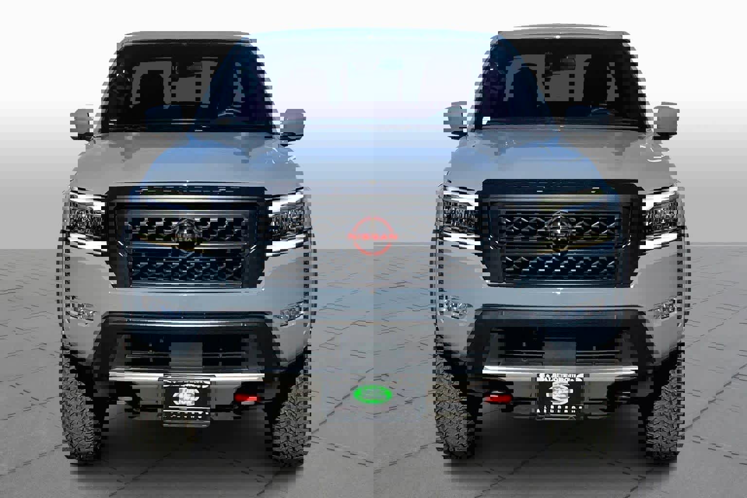 Used 2024 Nissan Frontier PRO-4X w/ Off-Road Protection Package image 4