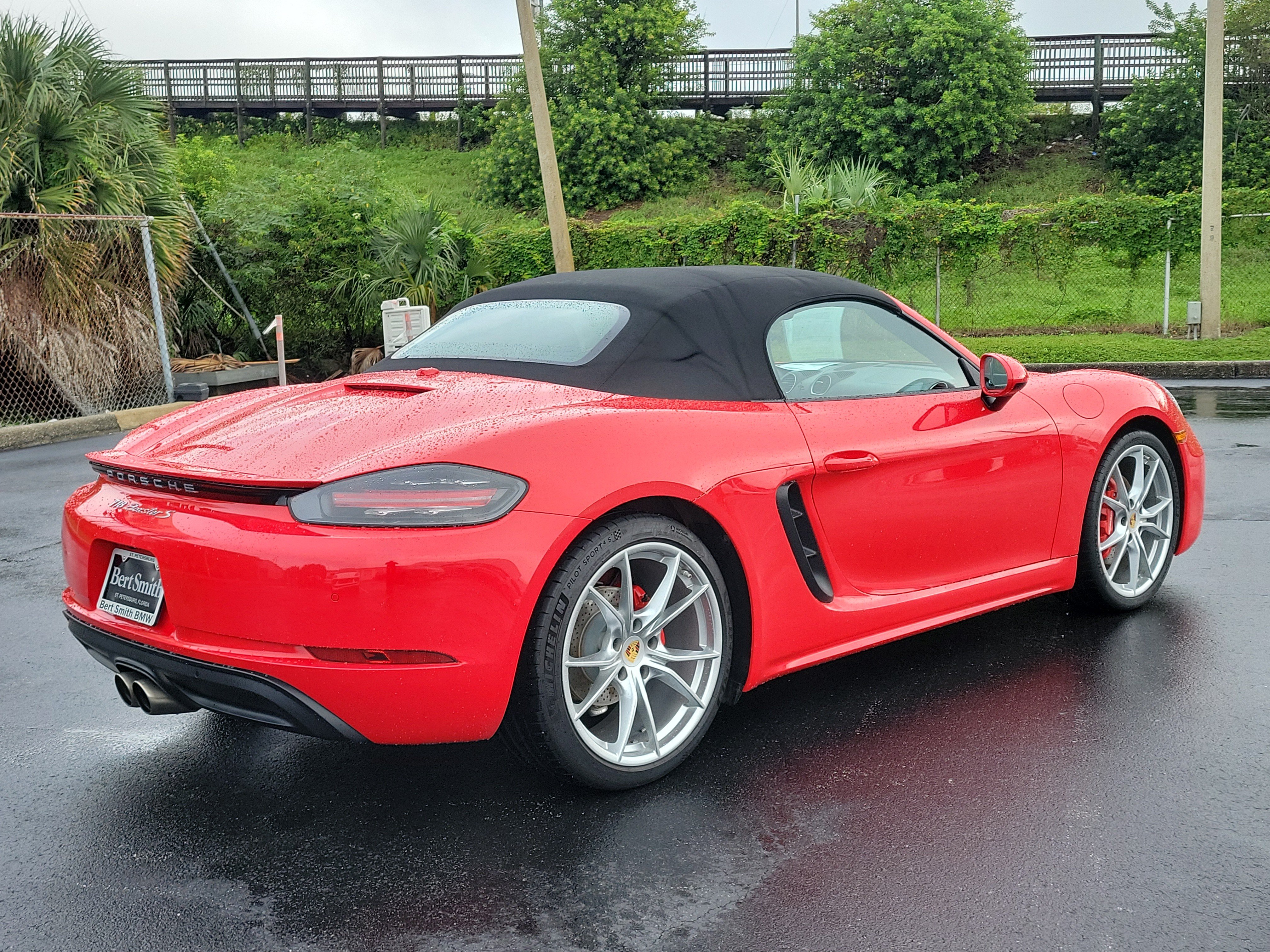 Used 2021 Porsche 718 Boxster S RWD image 3