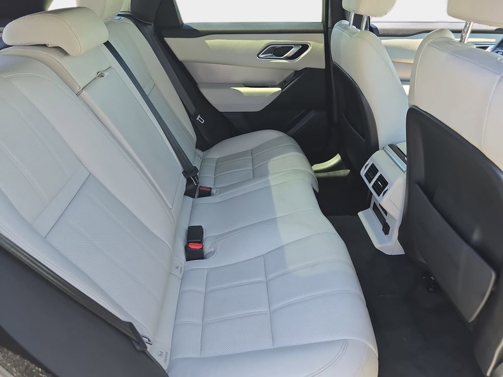 Certified 2023 Land Rover Range Rover Velar R-Dynamic S AWD/4WD image 11