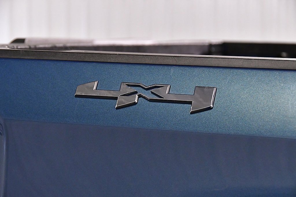 Used 2024 GMC Sierra 1500 SLT image 11