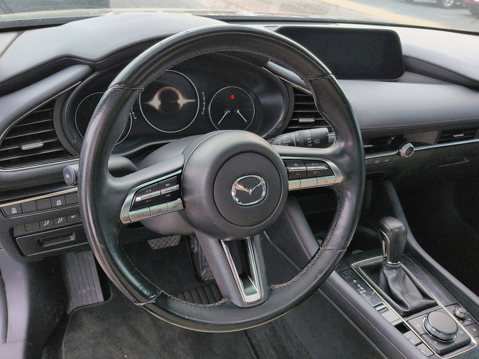 Used 2022 MAZDA MAZDA3 s image 9