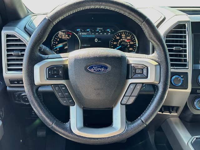 Used 2015 Ford F150 Lariat RWD image 11