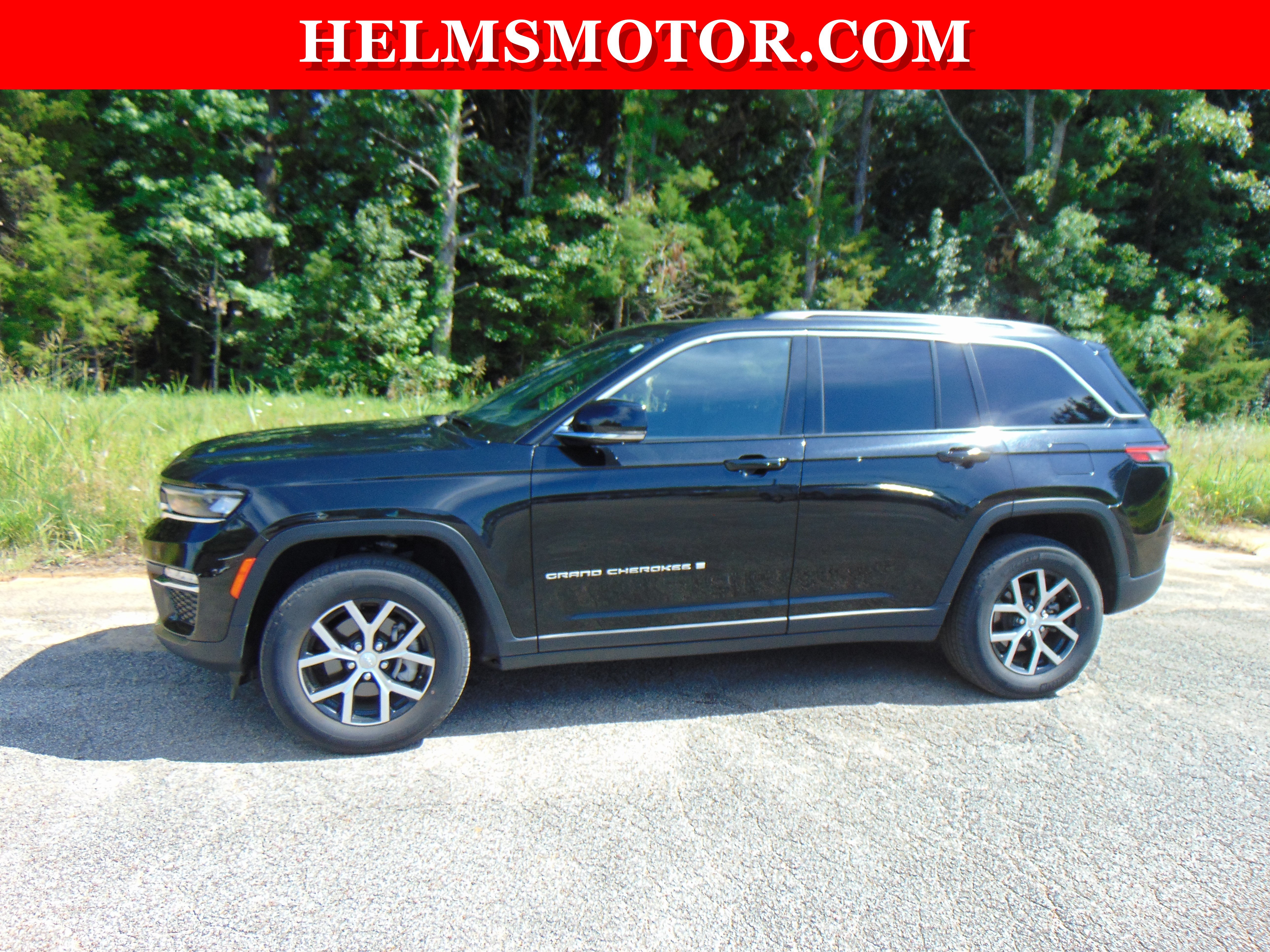 Certified 2024 Jeep Grand Cherokee Limited AWD/4WD image 1