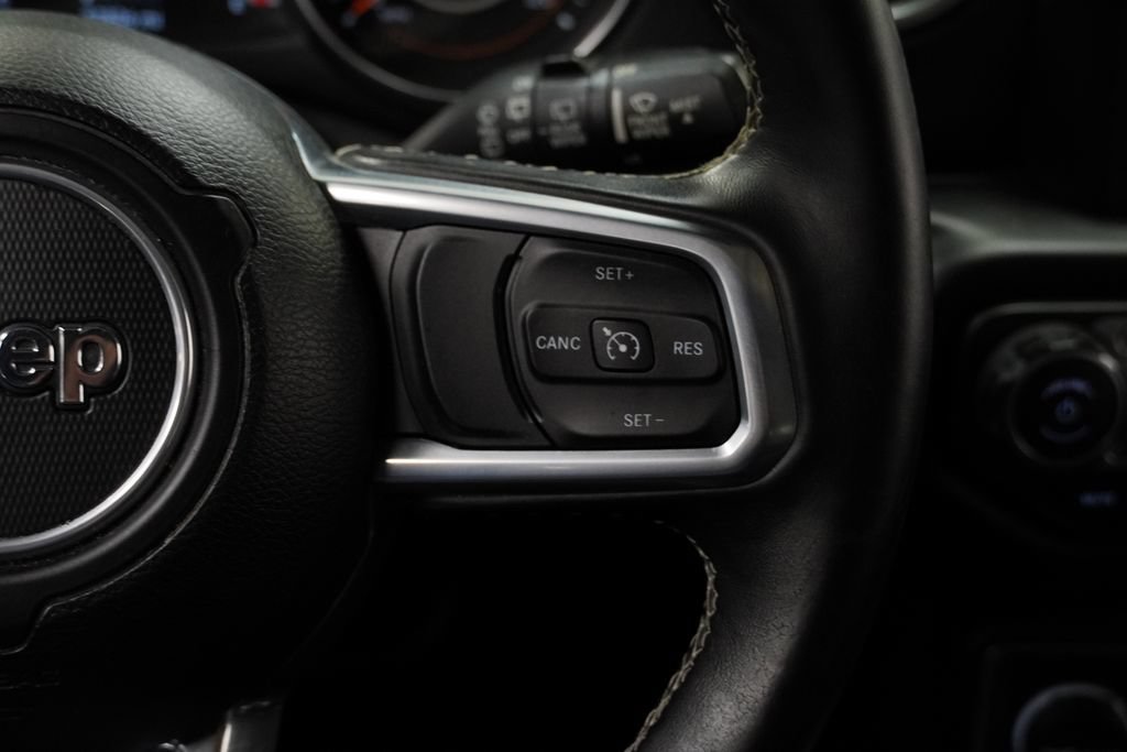 Used 2020 Jeep Wrangler Unlimited Sahara w/ Cold Weather Group AWD/4WD image 23