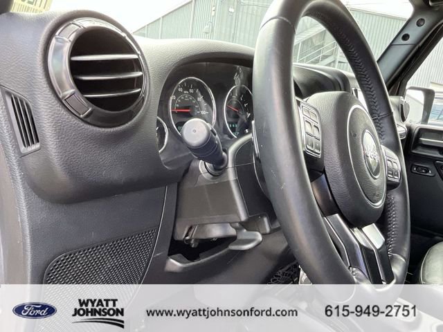 Used 2017 Jeep Wrangler Unlimited Sahara image 27