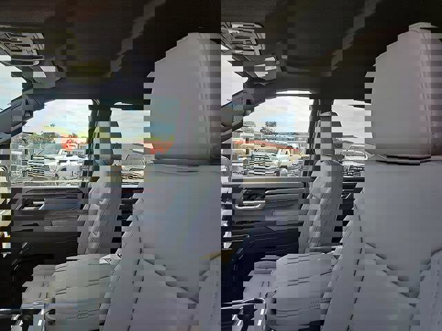 New 2026 GMC Sierra 2500 SLT w/ Texas SLT Premium Package image 13