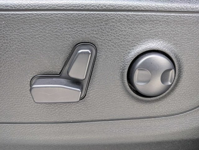 Used 2023 RAM 1500 Big Horn AWD/4WD image 19