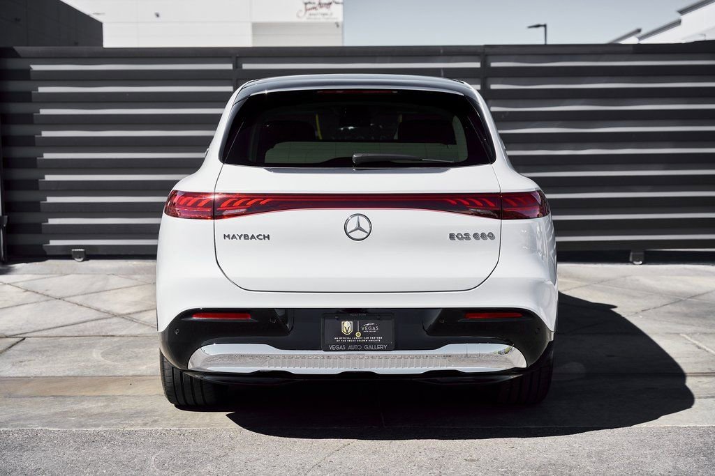 Used 2025 Mercedes-Benz Maybach EQS 680 4MATIC image 18