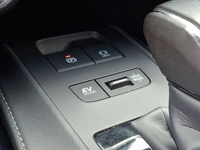 Used 2024 Toyota Venza XLE AWD/4WD image 18
