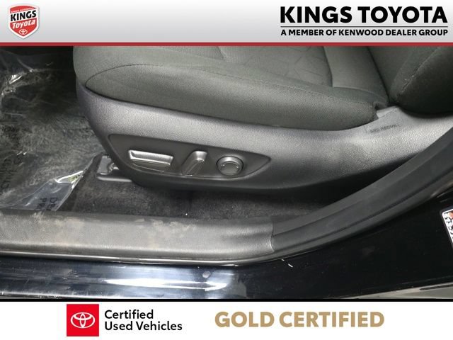 Used 2025 Toyota RAV4 XLE AWD/4WD image 14