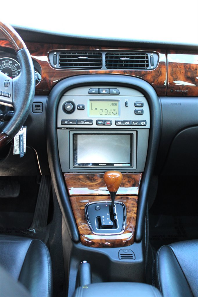 Used 2005 Jaguar X-TYPE 3.0 image 13