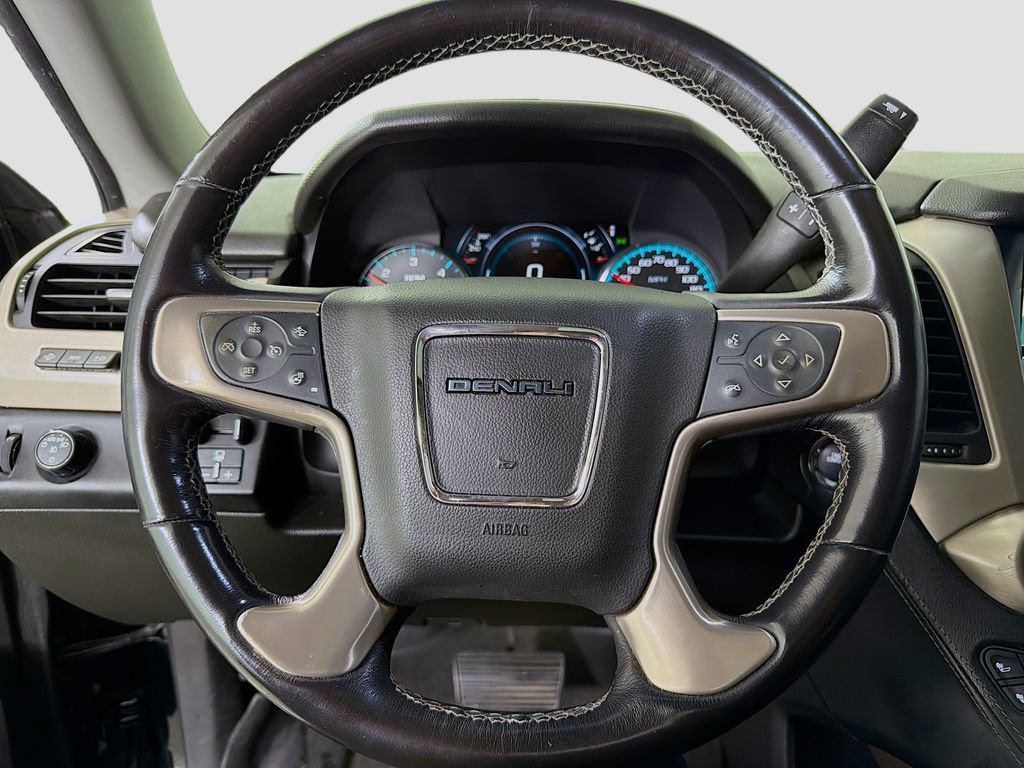Used 2018 GMC Yukon XL Denali w/ Open Road Package RWD image 13