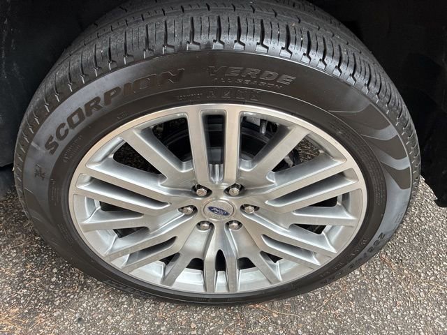 Used 2024 Ford Expedition Max Limited image 12