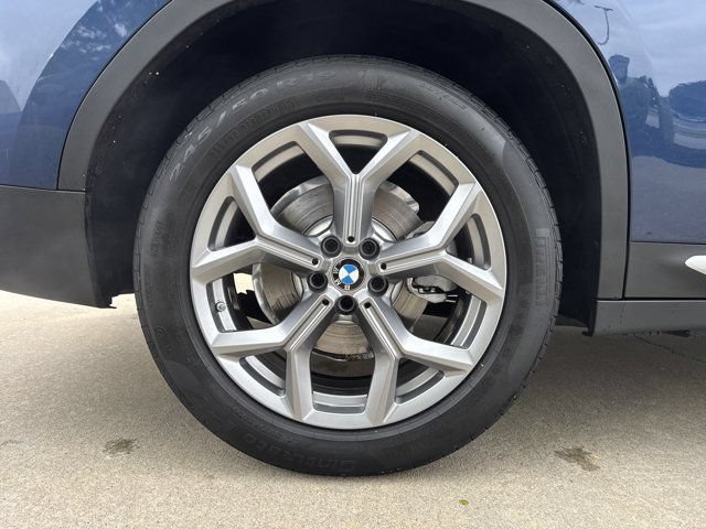 Certified 2025 BMW X4 xDrive30i AWD/4WD image 27