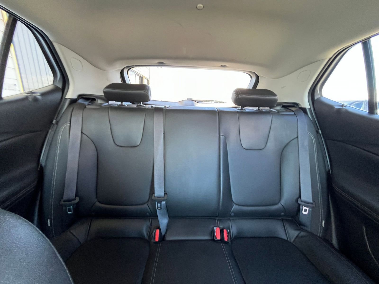 Used 2024 Buick Encore GX Sport Touring image 37