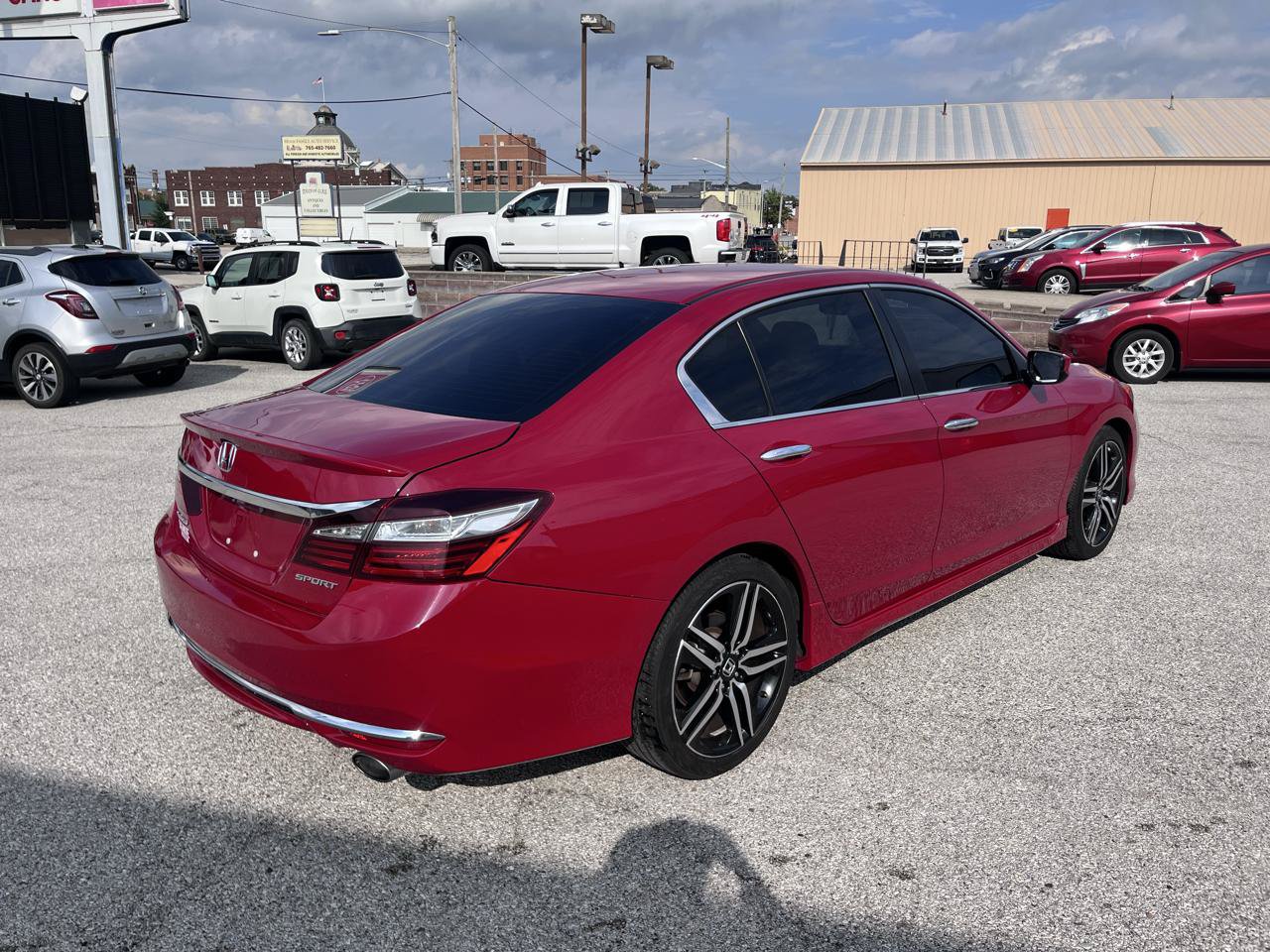 Used 2017 Honda Accord Sport image 3
