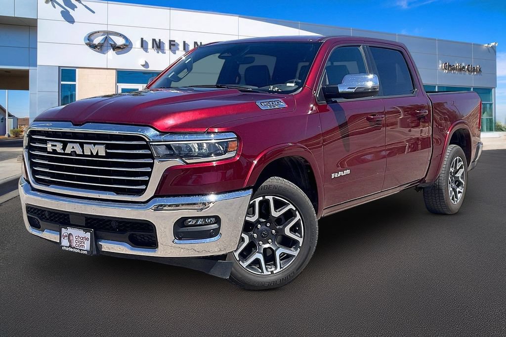Used 2025 RAM 1500 Laramie AWD/4WD image 1