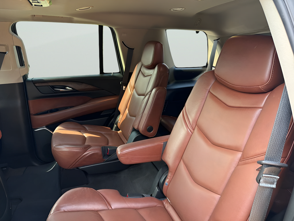 Used 2020 Cadillac Escalade Premium Luxury RWD image 42