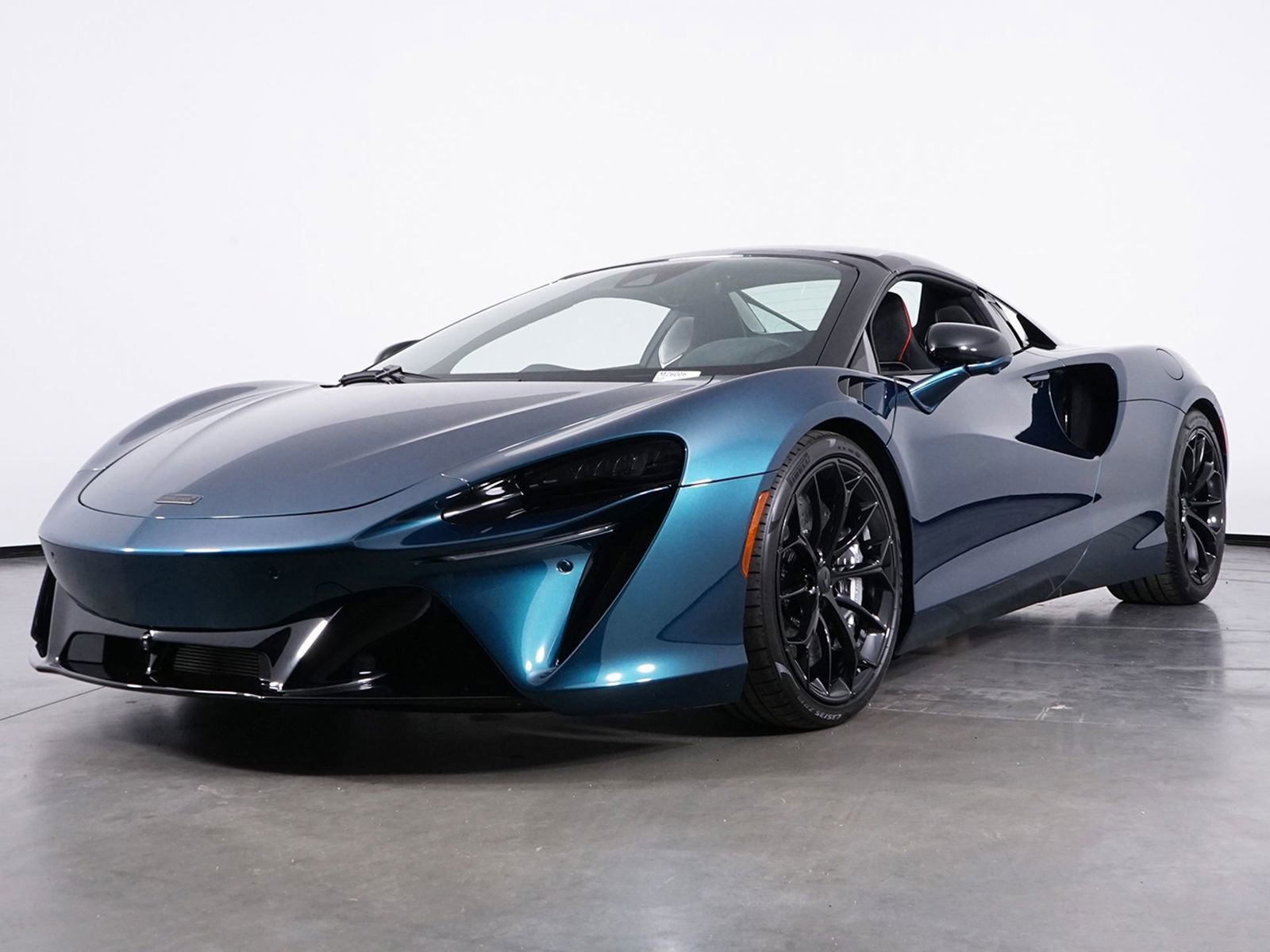 New 2026 McLaren Artura Spider image 35