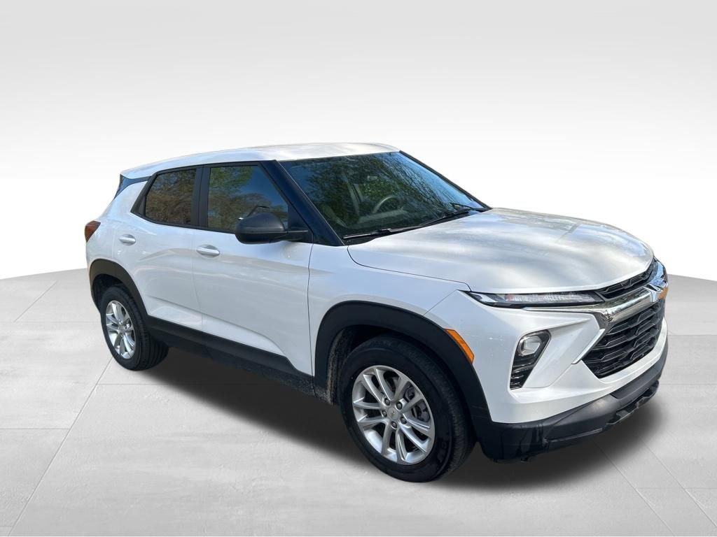 Used 2024 Chevrolet TrailBlazer LS w/ LS Convenience Package