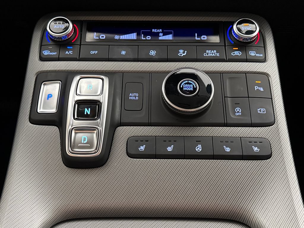 Used 2025 Hyundai Palisade SEL FWD image 19