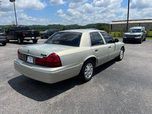 Used 2004 Mercury Grand Marquis LS RWD image 3
