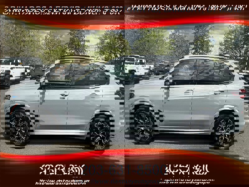 Used 2025 BMW X5 xDrive40i w/ M Sport Package AWD/4WD image 2