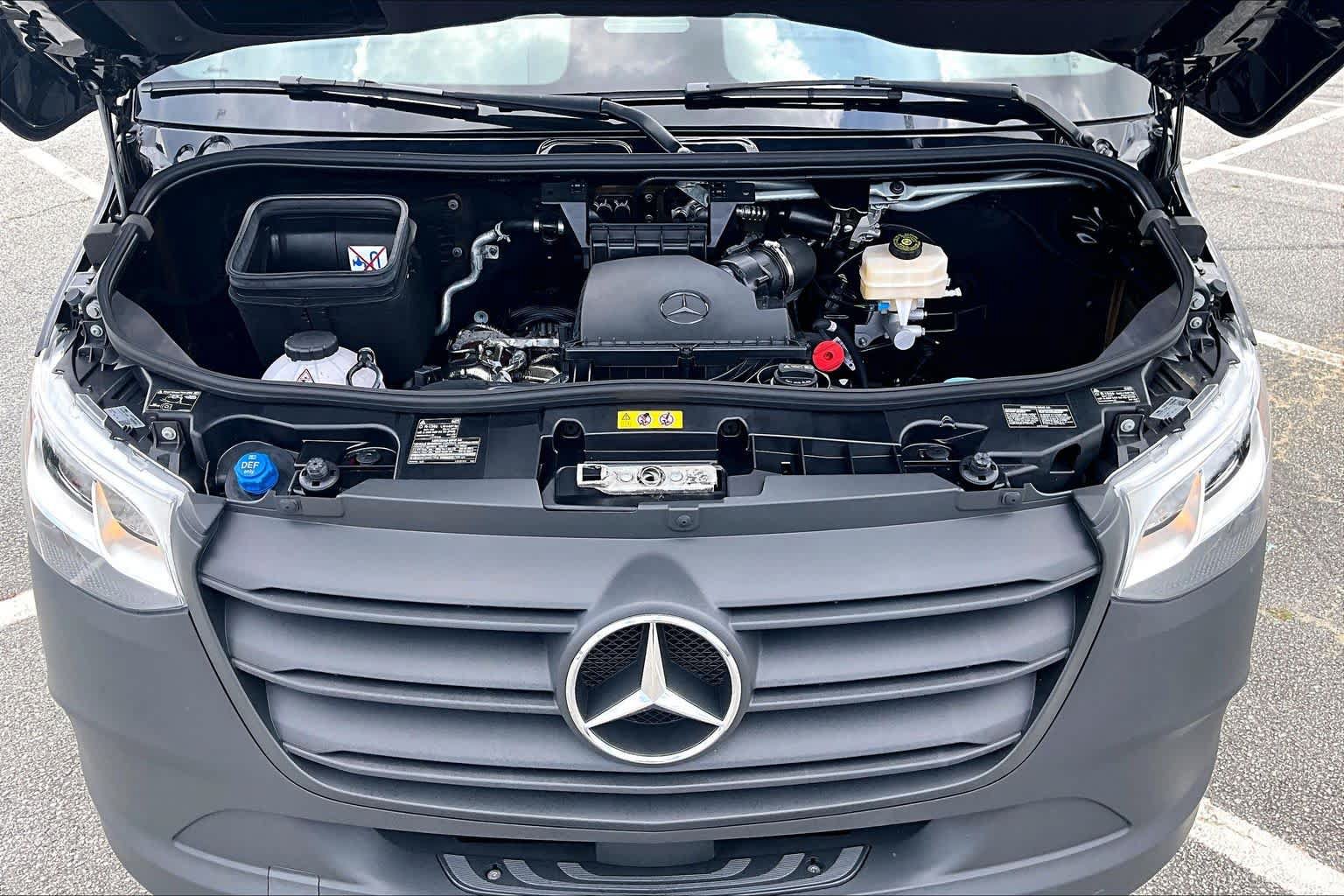 Used 2025 Mercedes-Benz Sprinter 2500 image 51