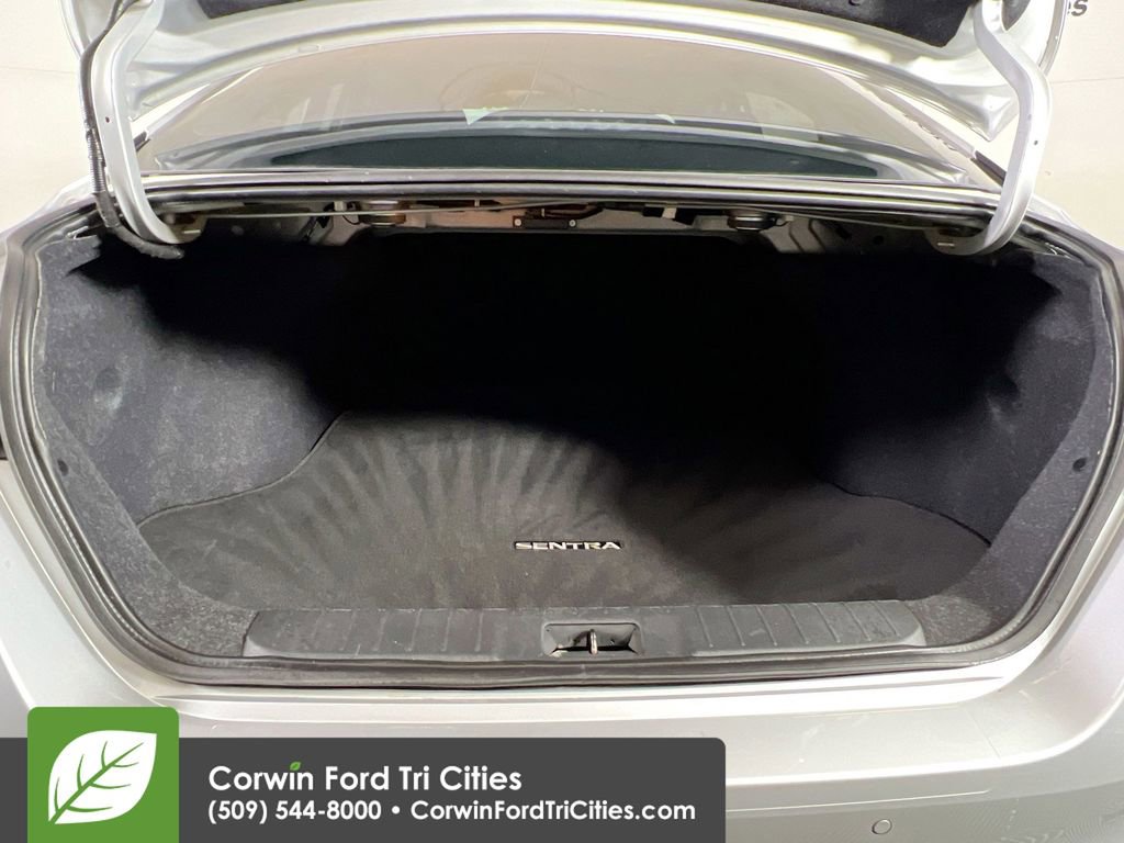 Used 2021 Nissan Sentra SV FWD image 14