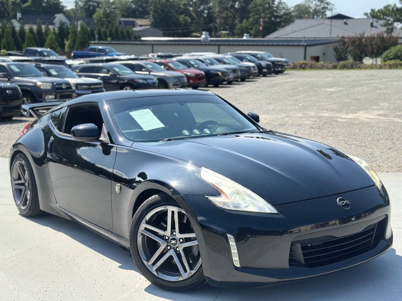 Used 2014 Nissan 370Z Coupe RWD image 1