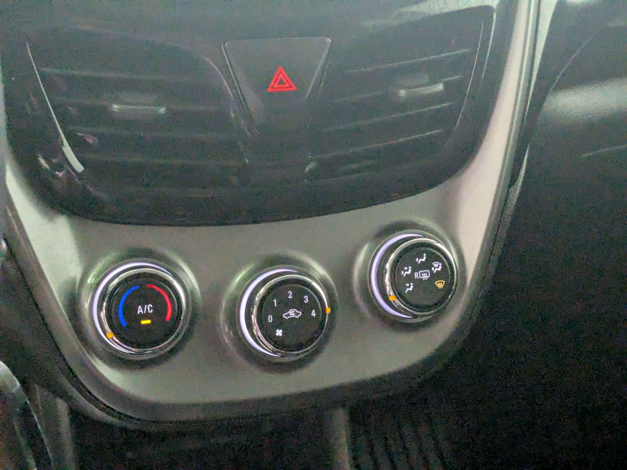 Used 2019 Chevrolet Spark LT FWD image 17