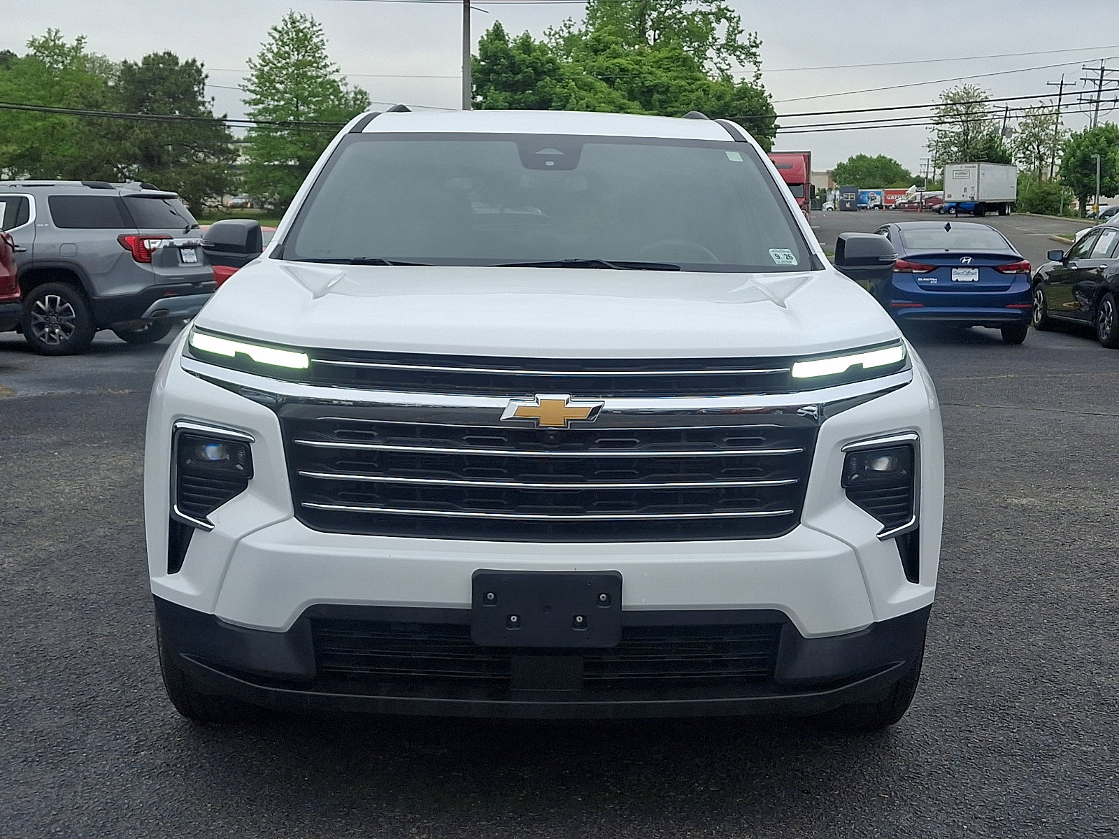 Used 2024 Chevrolet Traverse LT w/ LPO, Floor Liner Package AWD/4WD image 2