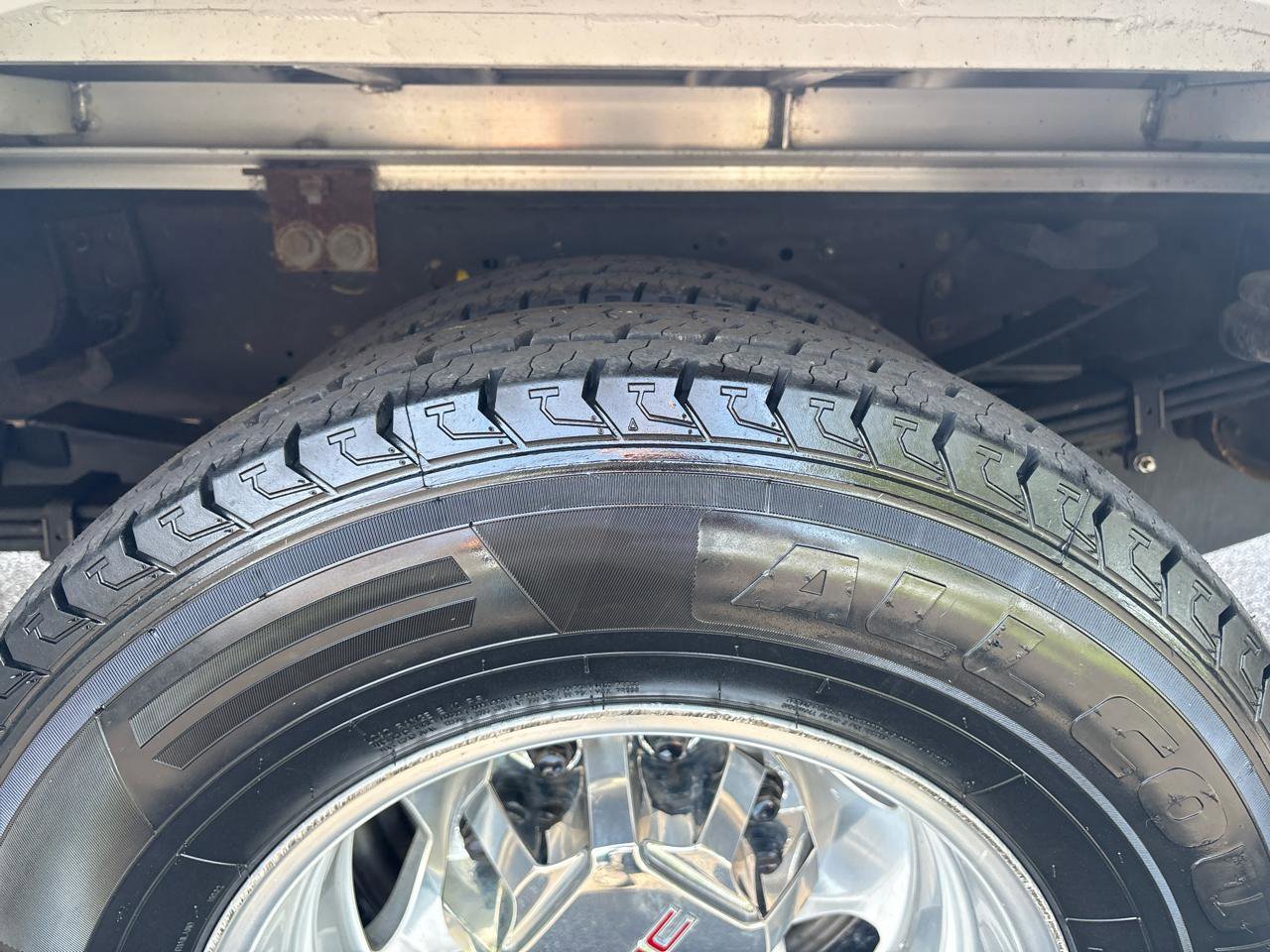 Used 2024 GMC Sierra 3500 Pro w/ Convenience Package image 27