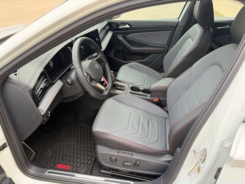 Certified 2025 Volkswagen Jetta GLI Autobahn FWD image 12