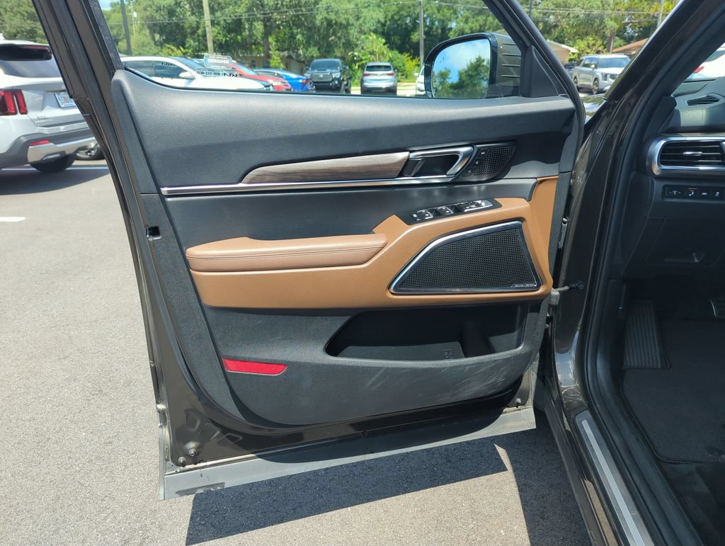 Used 2022 Kia Telluride SX w/ SX Prestige Package AWD/4WD image 18